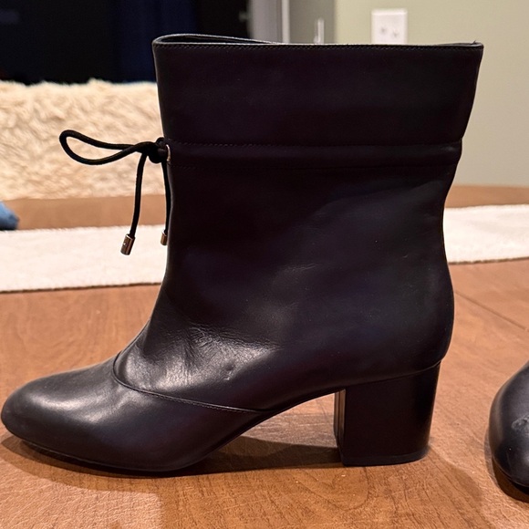 EUC Talbots Black Ankle Boots w Ties SZ 9 - Picture 10 of 14